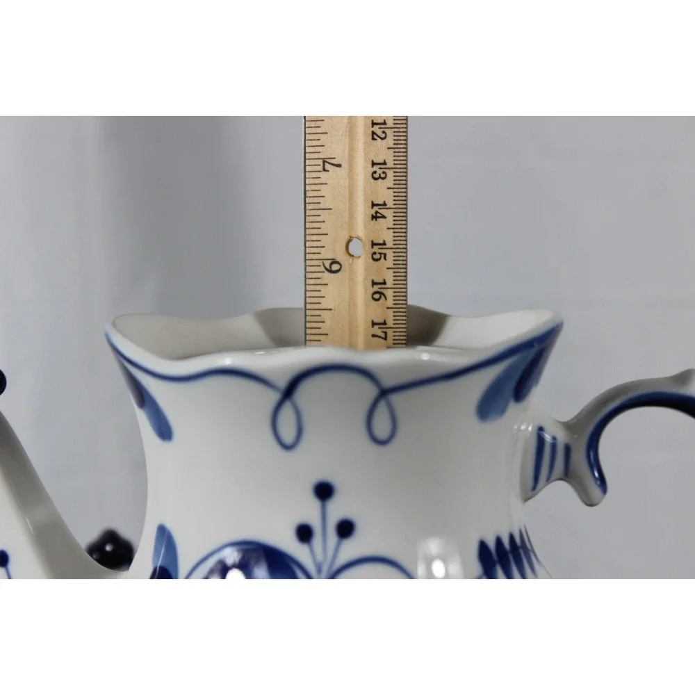 Gzhel Tea/Coffee Pot Porcelai Blue/White Floral VTG